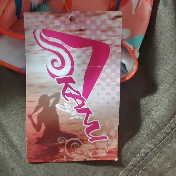 NWT KANU SURF SWIM TOP - Picture 4 of 6